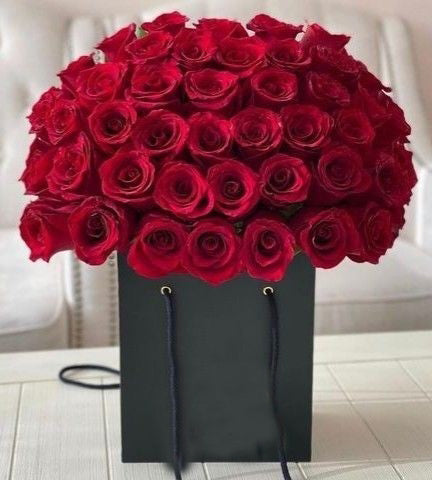 Premium roses in Dubai