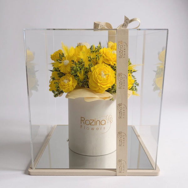 yellow candle in the box 1