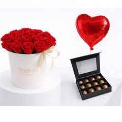 red roses with chocolate